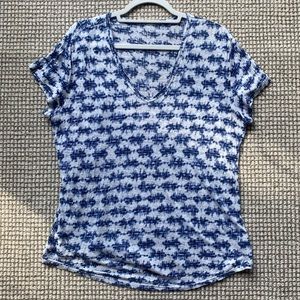 Patterned Gap Linen Material Tee